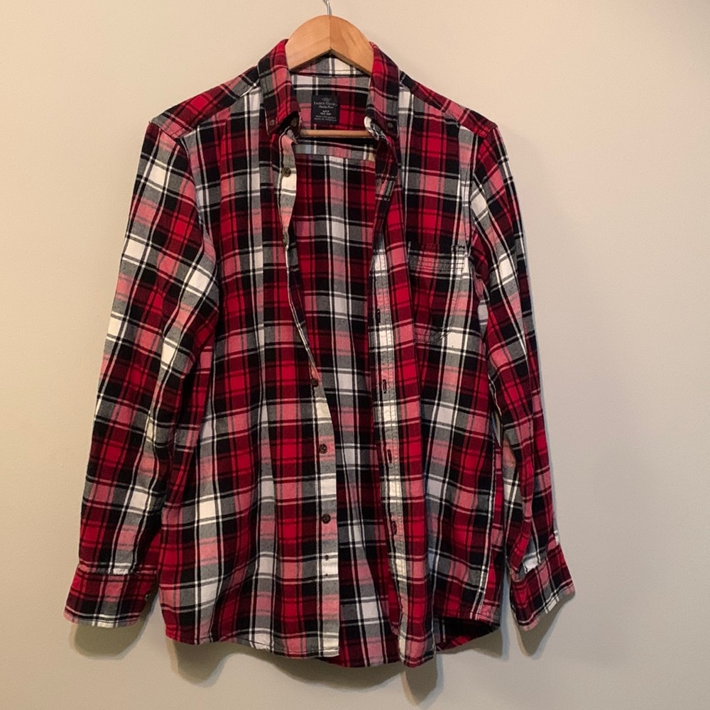 Men’s Faded Glory light flannel button down